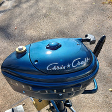 Load image into Gallery viewer, 1953 Chris-Craft Challenger 5.5hp DISPLAY OUTBOARD ***
