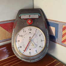 Load image into Gallery viewer, 1946 Mercury KD3S/KD4S Fuel Tank Clock
