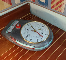 Load image into Gallery viewer, 1946 Mercury KD3S/KD4S Fuel Tank Clock

