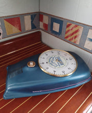 Load image into Gallery viewer, 1940&#39;s Champion 1J Fuel Tank Clock
